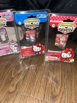Hello Kitty Micro Figures