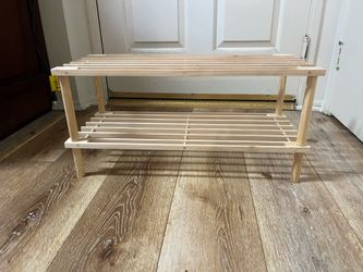 Light wood shoe rack