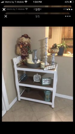 Serving cart