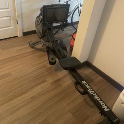 Nordic track RW700 Rower 
