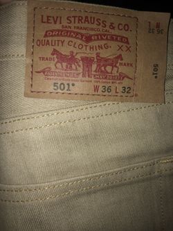 Men’s brown Levi’s