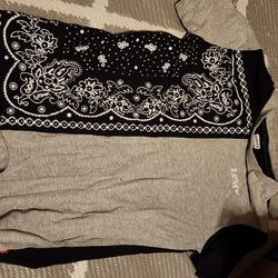 Boys Size Large Levi's  Tshirt