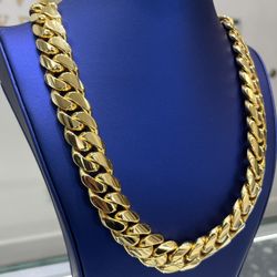 HUGE‼️ 20MM GOS CHAIN 24”