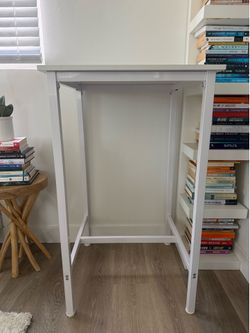 White Island Table