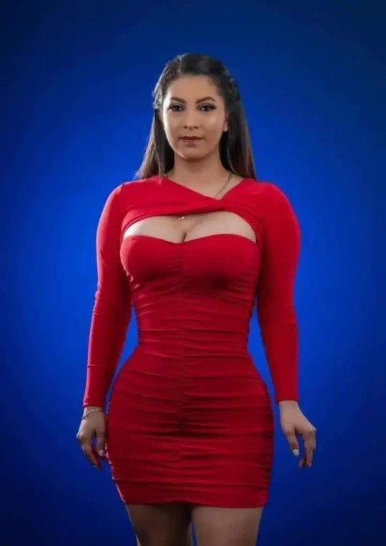 New Women's Dress Available In Size Small Medium And Large