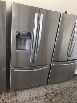 Whirlpool French Door refrigerator w/90days warranty