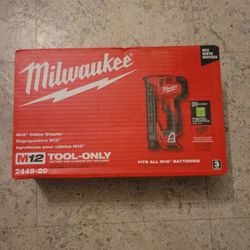 Milwaukee M12 Cable Stapler  Brand new