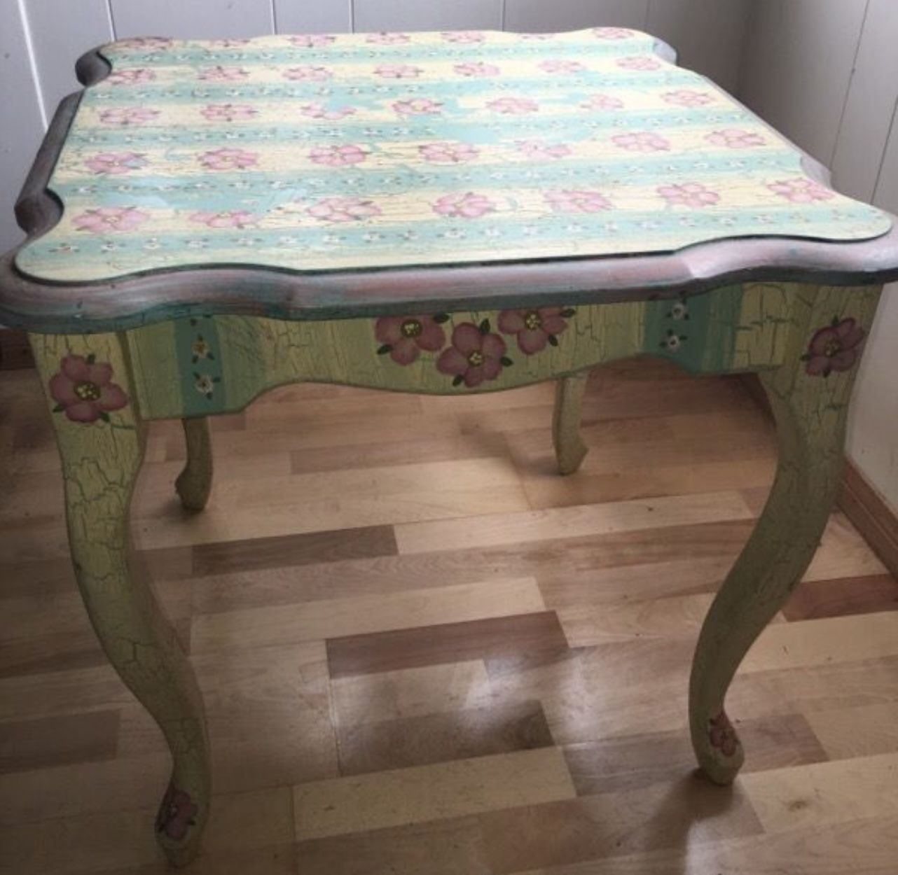 Vintage Shabby Chic Style Antique Table 