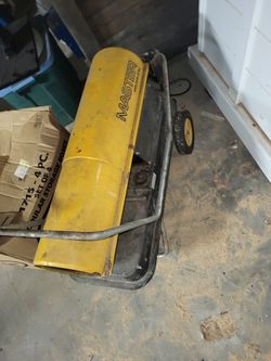 Master 100,000 BTU Kerosene Heater With Thermostat