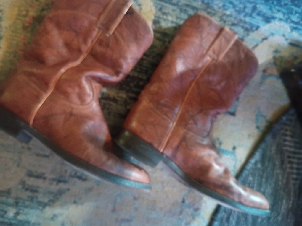 Women's Justin Boots Size 8