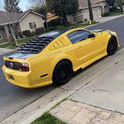 2005 Ford Mustang