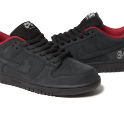 Nike Supreme Dunks 