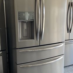 Frigidaire French Door Refrigerator 