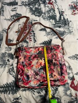 Women’s hand bag