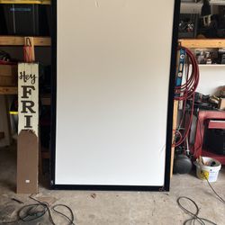 8x4 Framed Projector Screen.