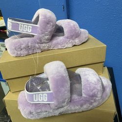 WOMEN SHOES SIZE 9 PURPLE UGG 