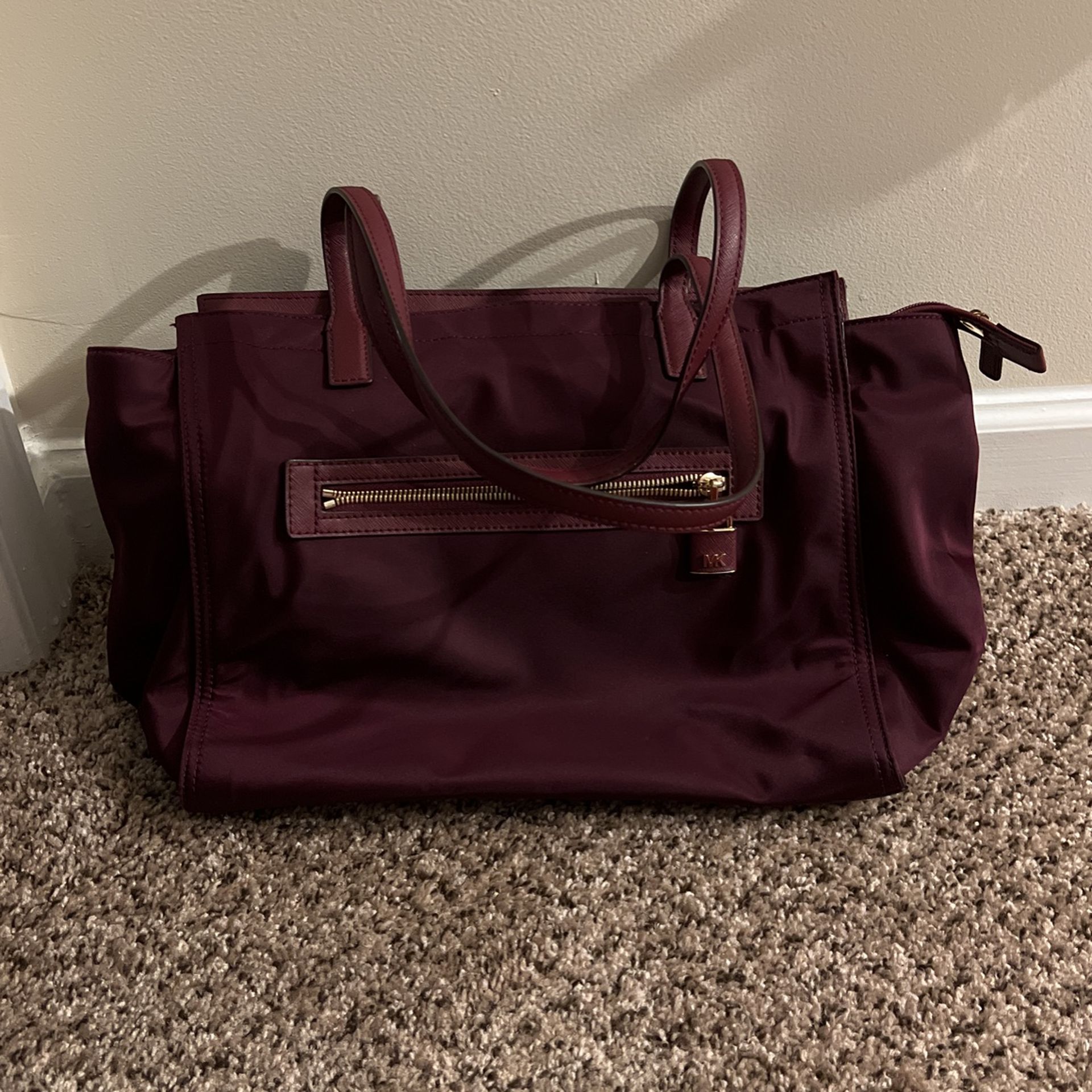 MK berry Handbag