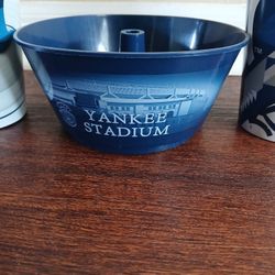 ⚾️Official Yankees Stadium Cups and Bowl 🏟 