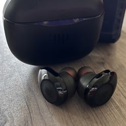 JBL Tune 120 Earbuds 