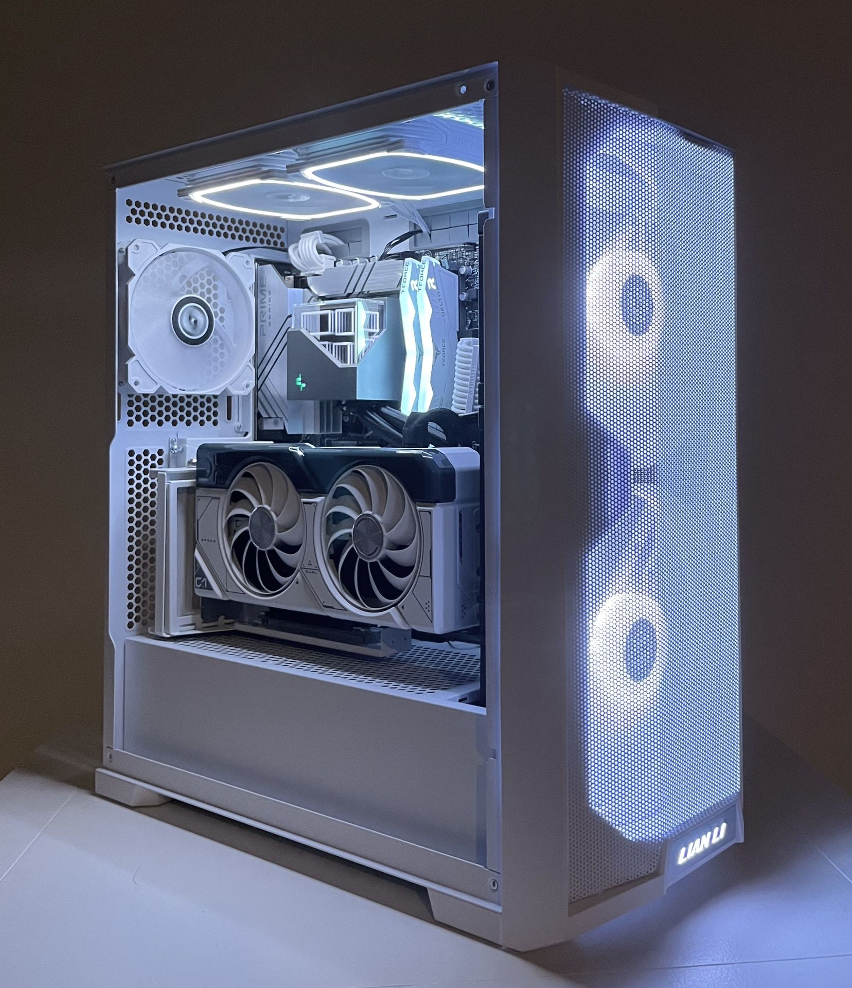 White i7-13700k/ RTX 4070 Super Gaming/Workstation Pc