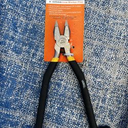 Pliers