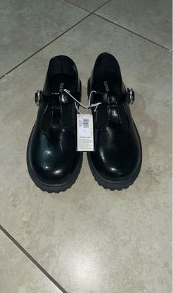 Old Navy Girl’s Black Shoes, size 3Y