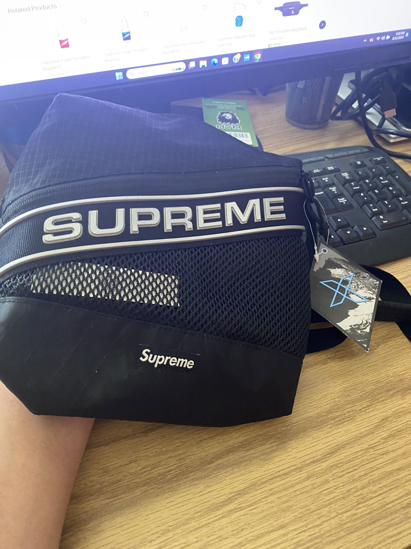 Supreme Shoulder bag 