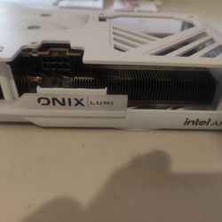 Arc B580 ONIX LUMI 12GB GDDR6 PCI Express 4.0 x8 ATX Graphics Card 