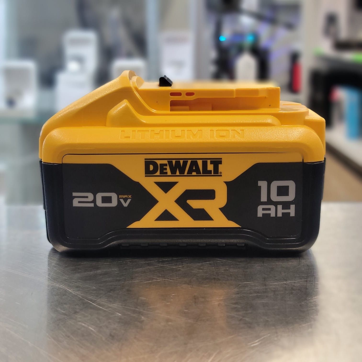 Dewalt 20v 10AH BATTERY NEW for Sale in Plant City FL OfferUp
