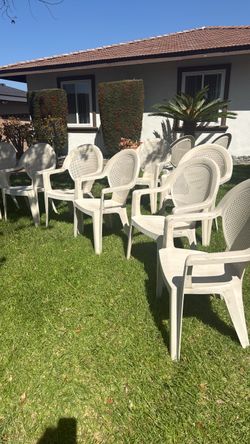 11 Plastix Chairs