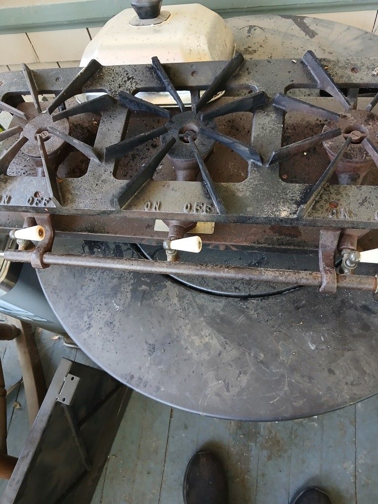3 Burner Propane Stove