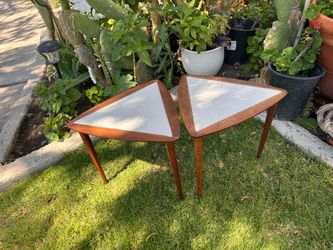 Arthur Umanoff? Tables