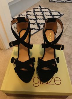 Black wedges size 6 1/2