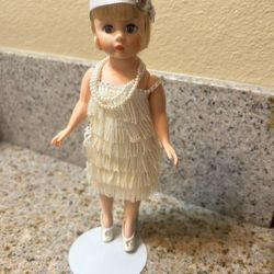 *RARE* Madam Alexander Doll with Stand In *white Dress