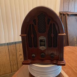 Antique Style Radio (Price Reduced)