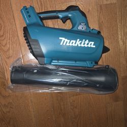 Makita
116 MPH 459 CFM 18V LXT Lithium-Ion Brushless Cordless Leaf Blower (Tool-Only)