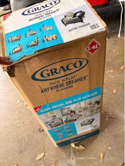 Graco Pack 'n Play Anywhere Dreamer Playard in the Hattie fashion