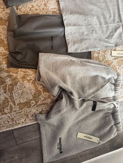 ESSENTIALS TEE AND SHORTS SHORTS HAS BEEN SOLD