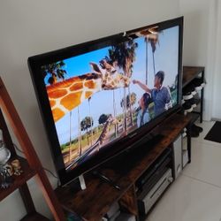 Samsung 52 Inch 1080 HD TV In Working Condition 