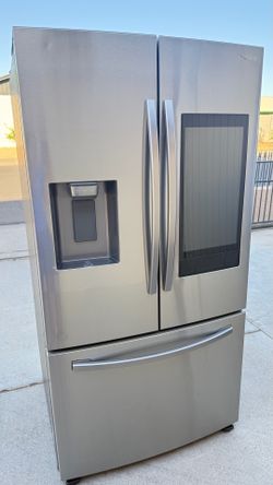 REFRIGERATOR SAMSUNG FAMILY HUB