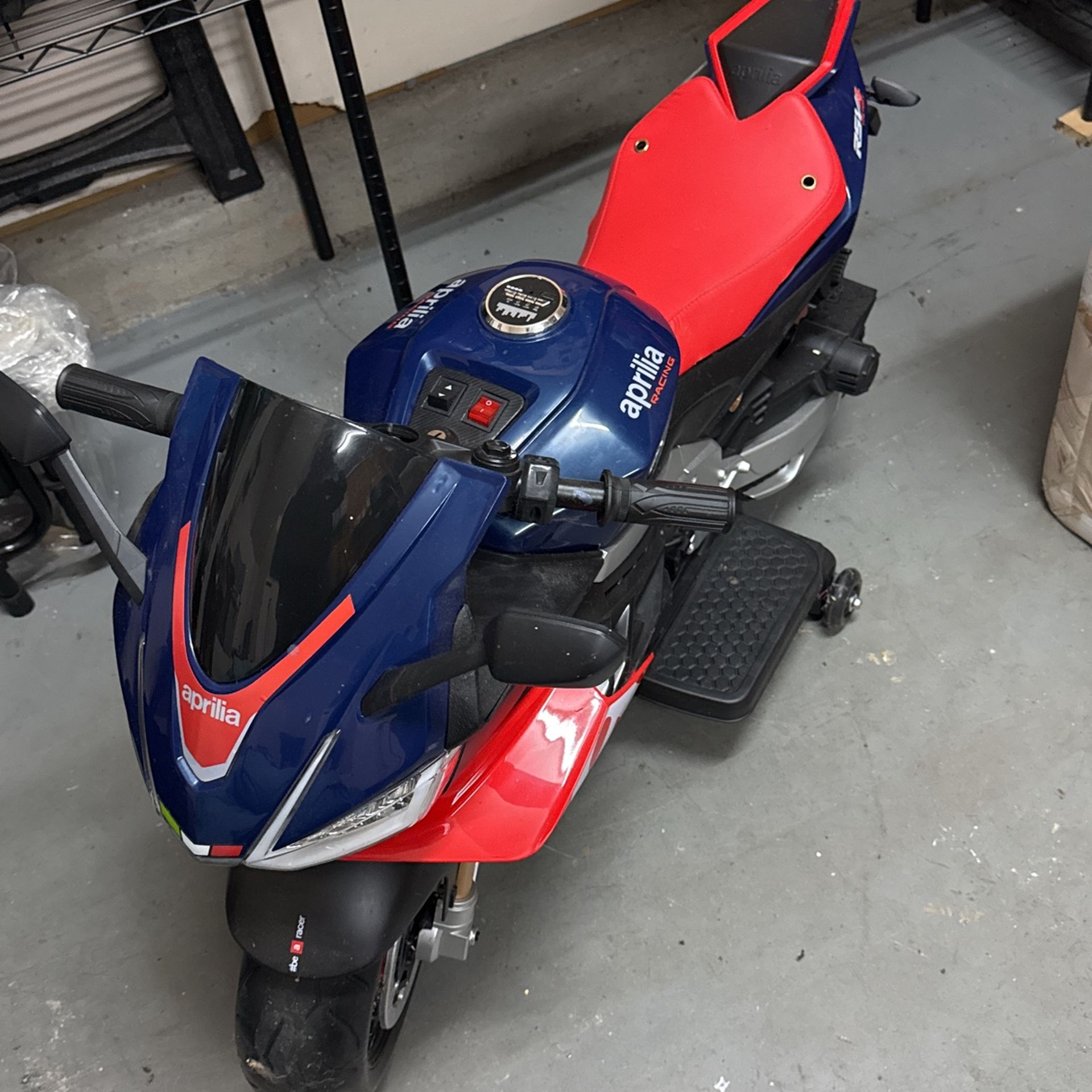 Kids battery operated motorcycle