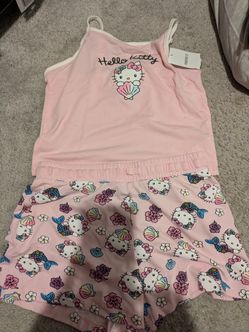 Hello Kitty Outfit