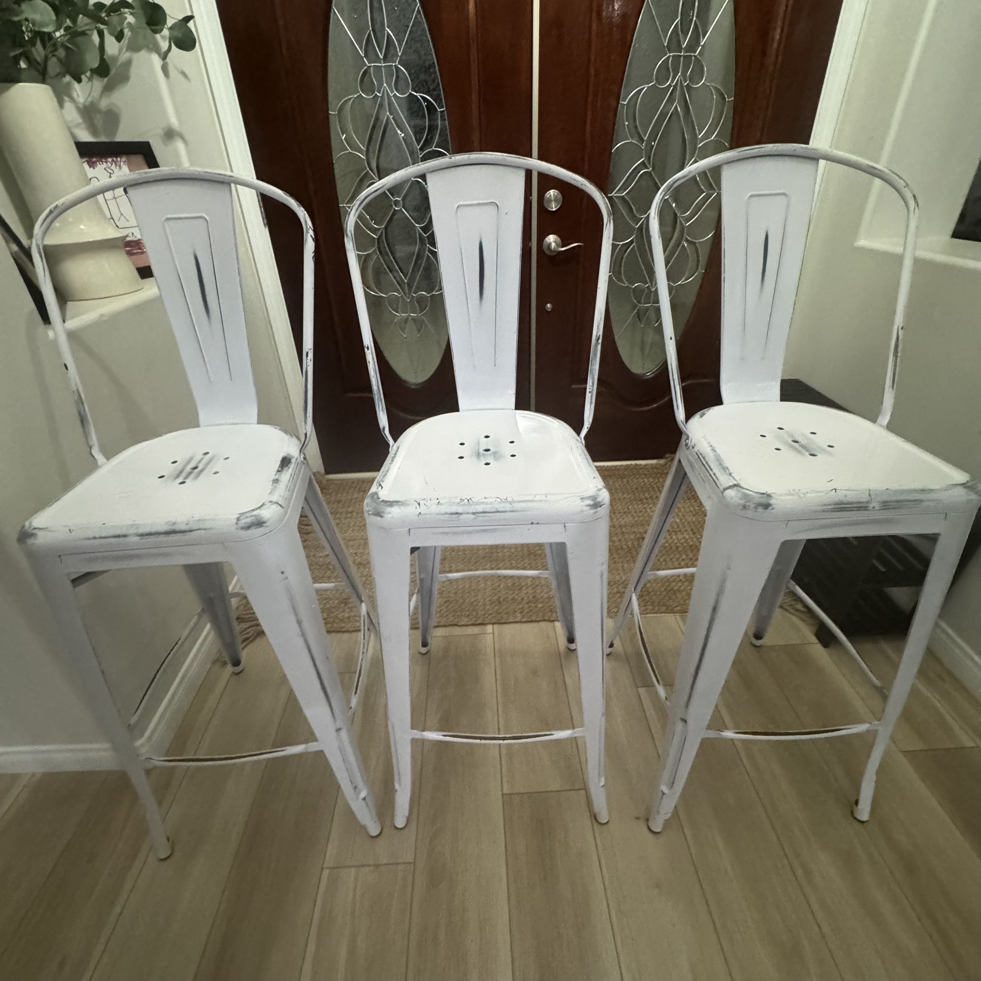 Set of 3 White Metal Barstools