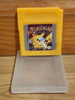 GAME BOY COLOR POKEMON YELLOW VERSION WITH CASE
