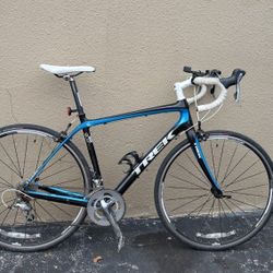 Trek DOMANE 4.0 Carbon Fiber Road Bike