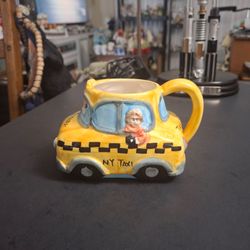 Unique New York City Ceramic Taxi Cab Planter 5.5"L X 3.5"W X 3.5"H