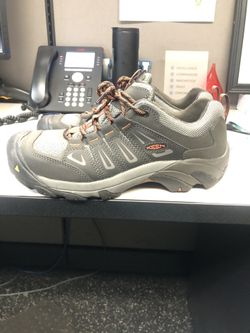 Keen work safety shoes composite tip size 11EE