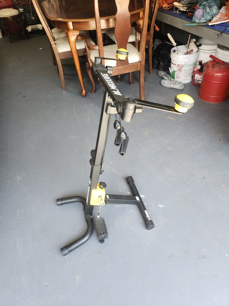 11.maxkare Exercise Bike