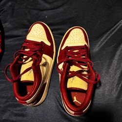 Jordan 1s Low