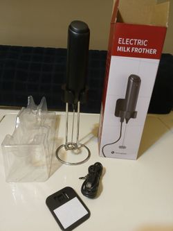 Electric rechargeable milk frother with USB.